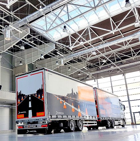 Rodzaje naczep i przyczep do samochodów ciężarowych