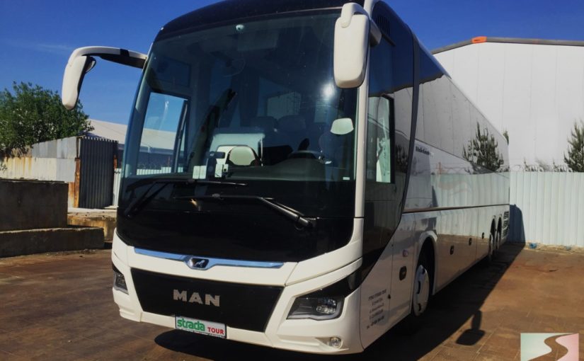 Wymarzone wakacje, trafny urlop lub szalony wczasy.